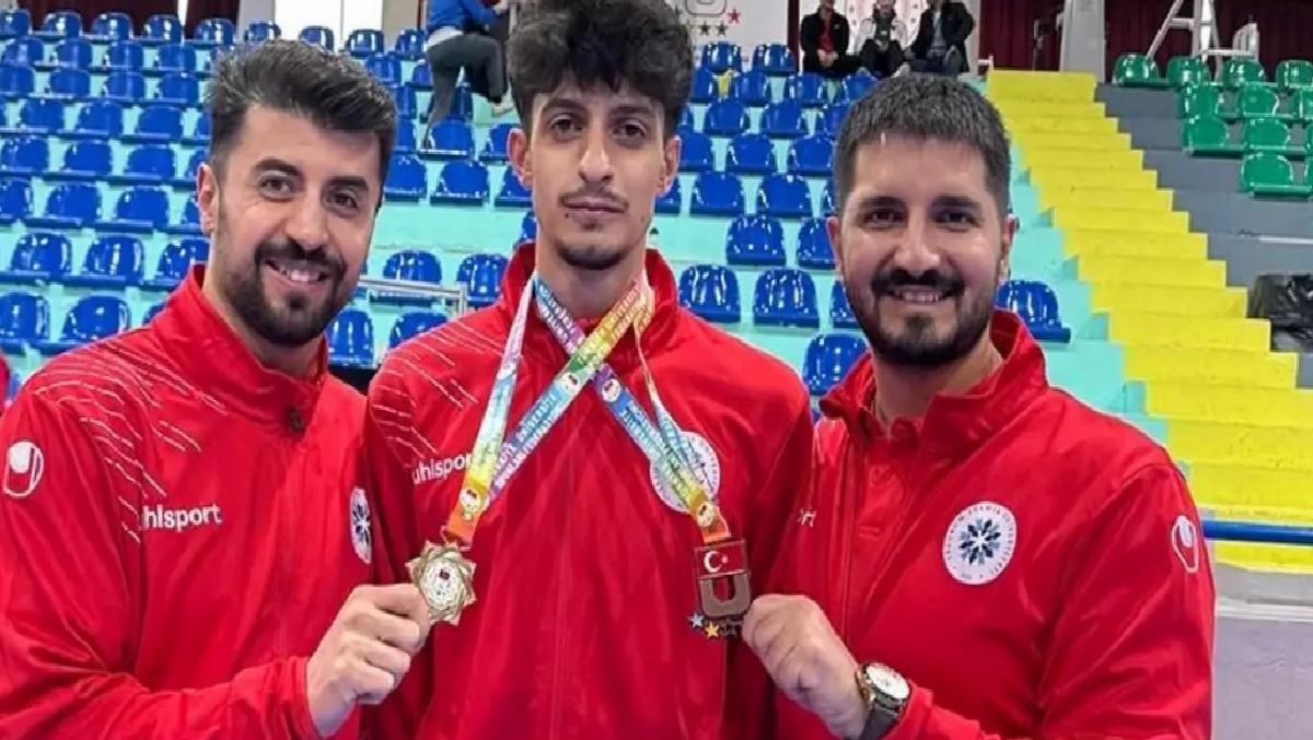 ETÜ’lü Can Ahmet Bağlar Bronz Madalya Kazandı