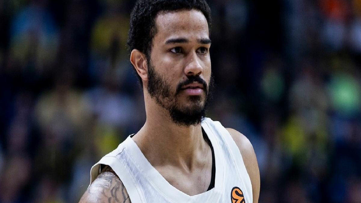 EuroLeague’de sezonun en iyi savunma oyuncusu Nick Weiler-Babb oldu