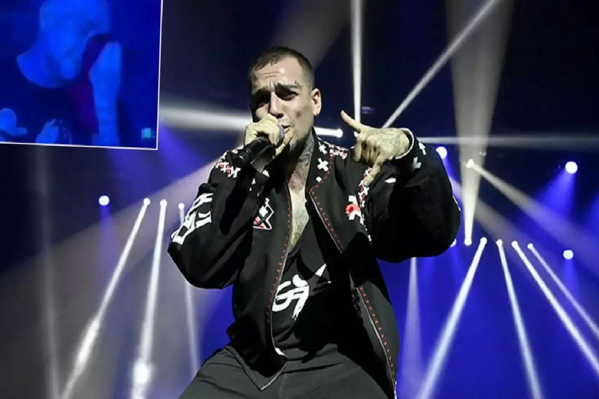 Ezhel konserinde iğrenç olay! Yaptığı hareketle hayrete düşürdü
