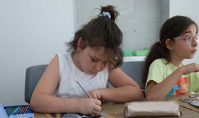 Felsefeden Mutfak İşlerine 23 Nisan Çocuk Evi’nde Yeni Dönem Başlıyor