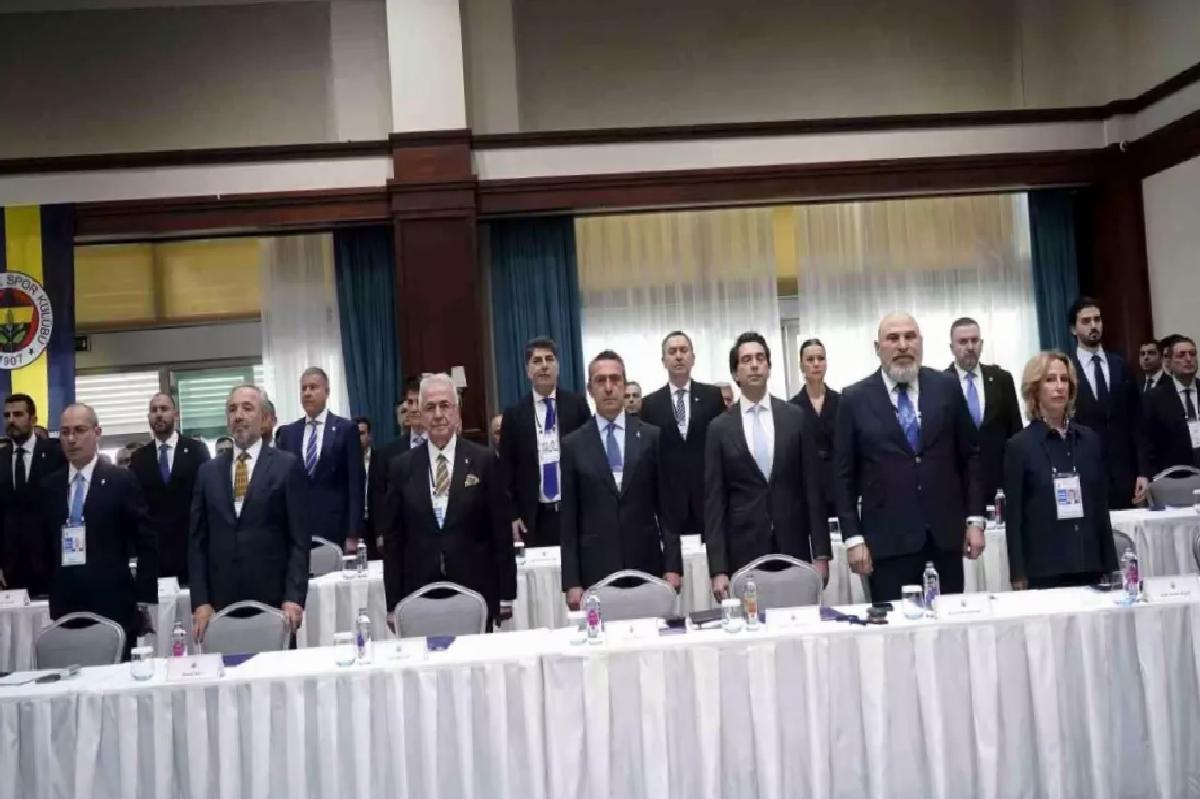 Fenerbahçe Divan Kurulu Toplandı