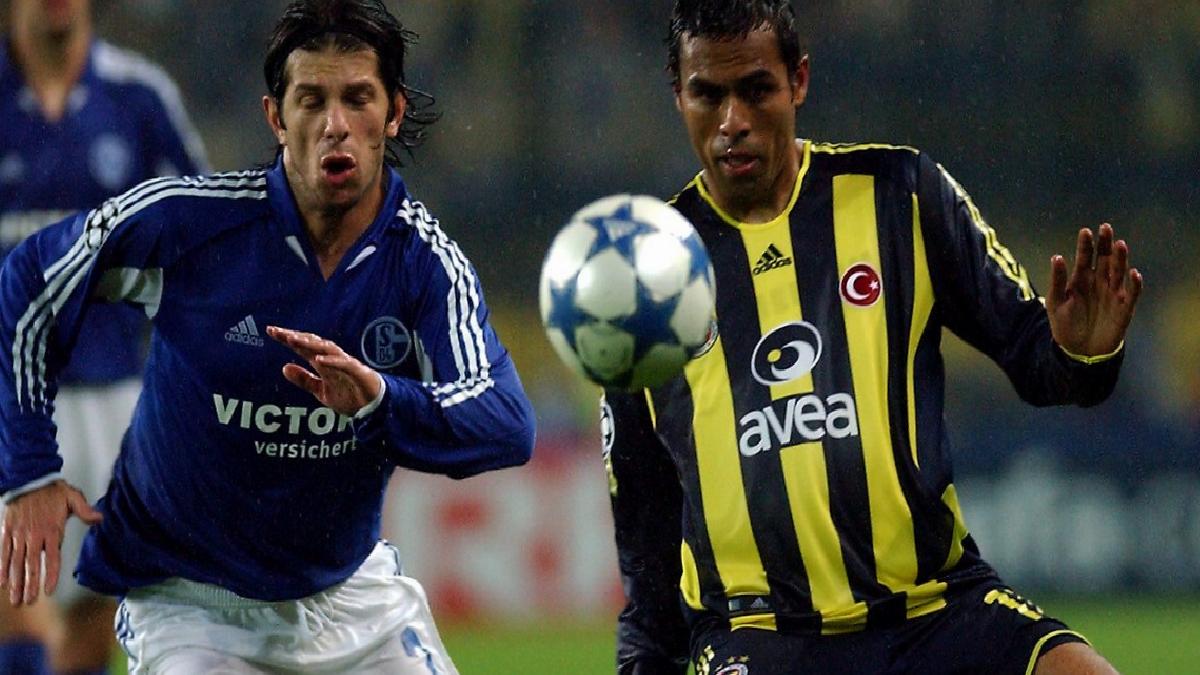 Fenerbahçe efsaneleri ile eski Schalke 04 oyuncuları dostluk maçı yapacak