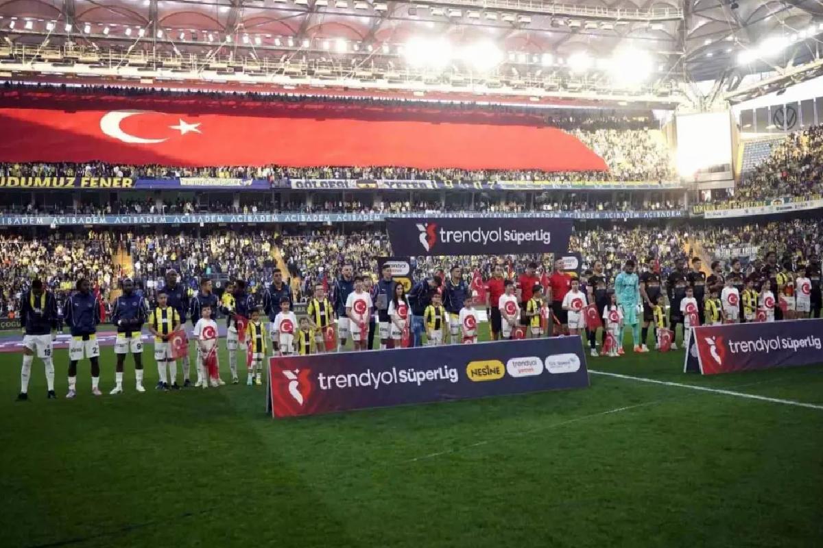Fenerbahçe-Kayserispor Maçı Başladı