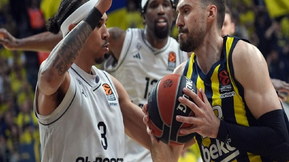 Fenerbahçe, Paris Basketbol karşısında 2-0 öne geçti