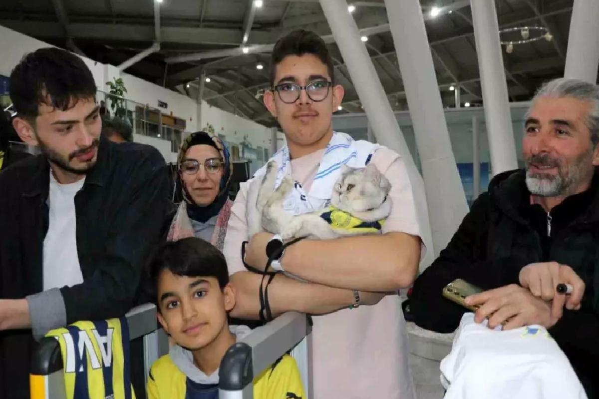 Fenerbahçe Sivas’ta Coşkuyla Karşılandı