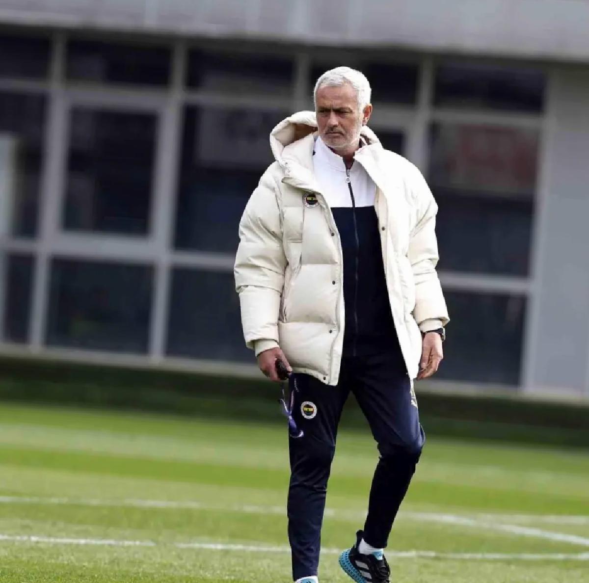 Fenerbahçe, Trabzonspor Maçına Hazırlanıyor