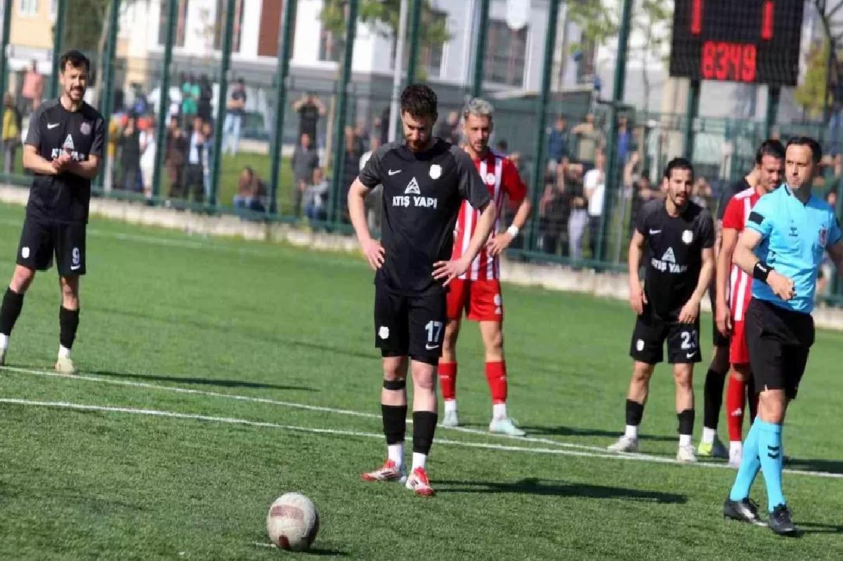 Fethiye İdman Yurdu, Eti Maden’i 2-1 Yenerek Yarışta Kaldı
