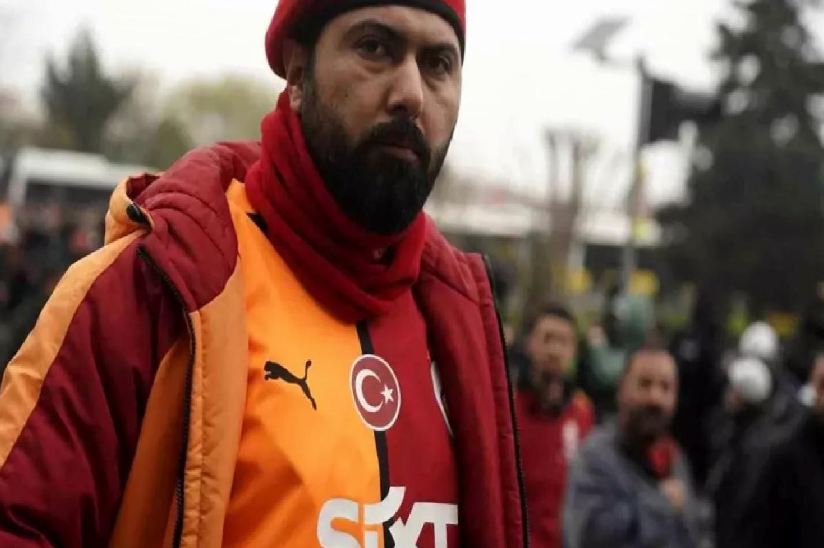 Galatasaray Taraftarları Derbi İçin Stadyumda