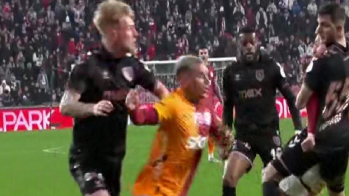 Galatasaray’dan Samsun’da penaltı itirazı