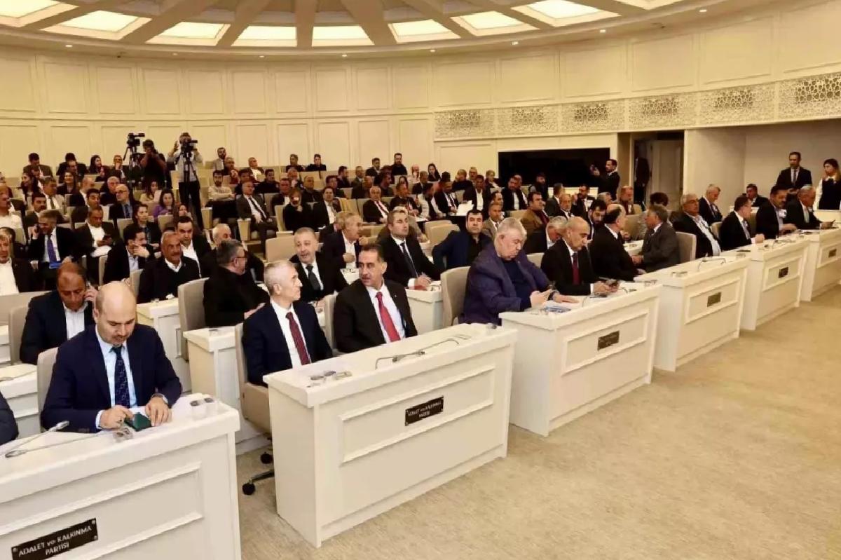 Gaziantep Büyükşehir Belediyesi’nde Encümen ve Komisyon Üyeleri Seçildi