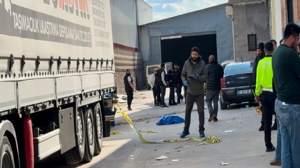 Gaziantep’te tırın altında kalan 5 yaşındaki çocuk hayatını kaybetti