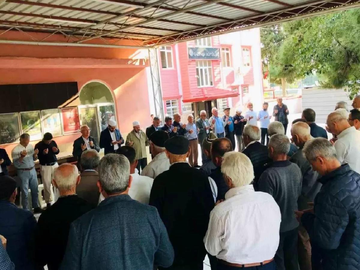 Gazipaşa’dan Hacı Adaylarına Uğurlama