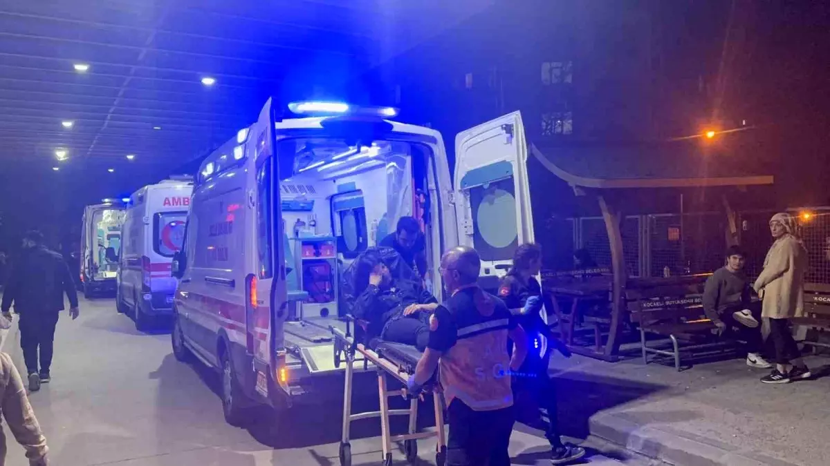 Gebze’de Kızlar Arasında Bıçaklı Kavga
