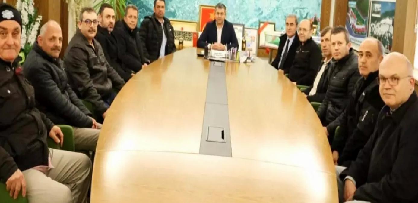 Gediz Belediyesi’nden Emekli Personeline Plaket Töreni