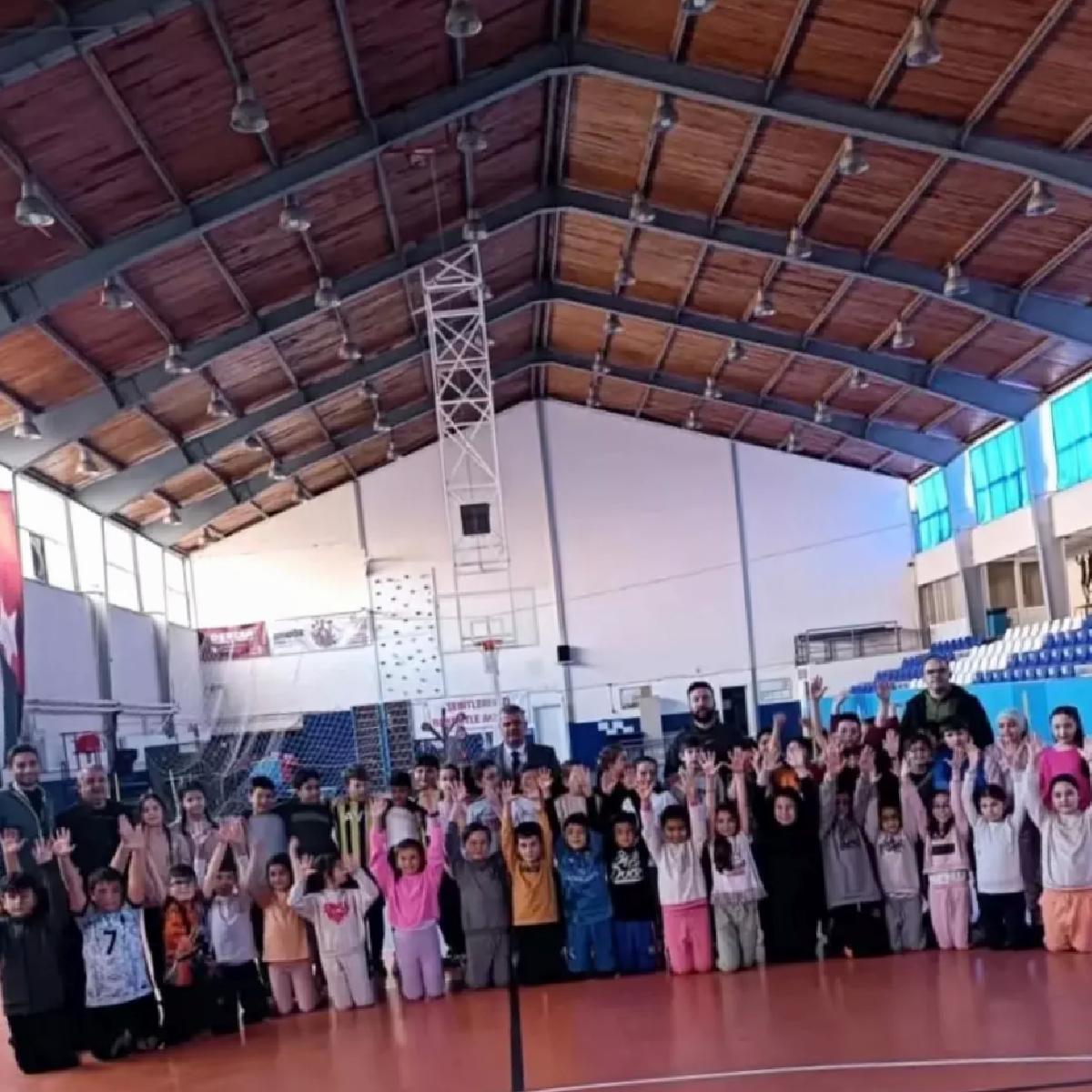 Gediz’de Çocuklar Spora İlk Adım Attı