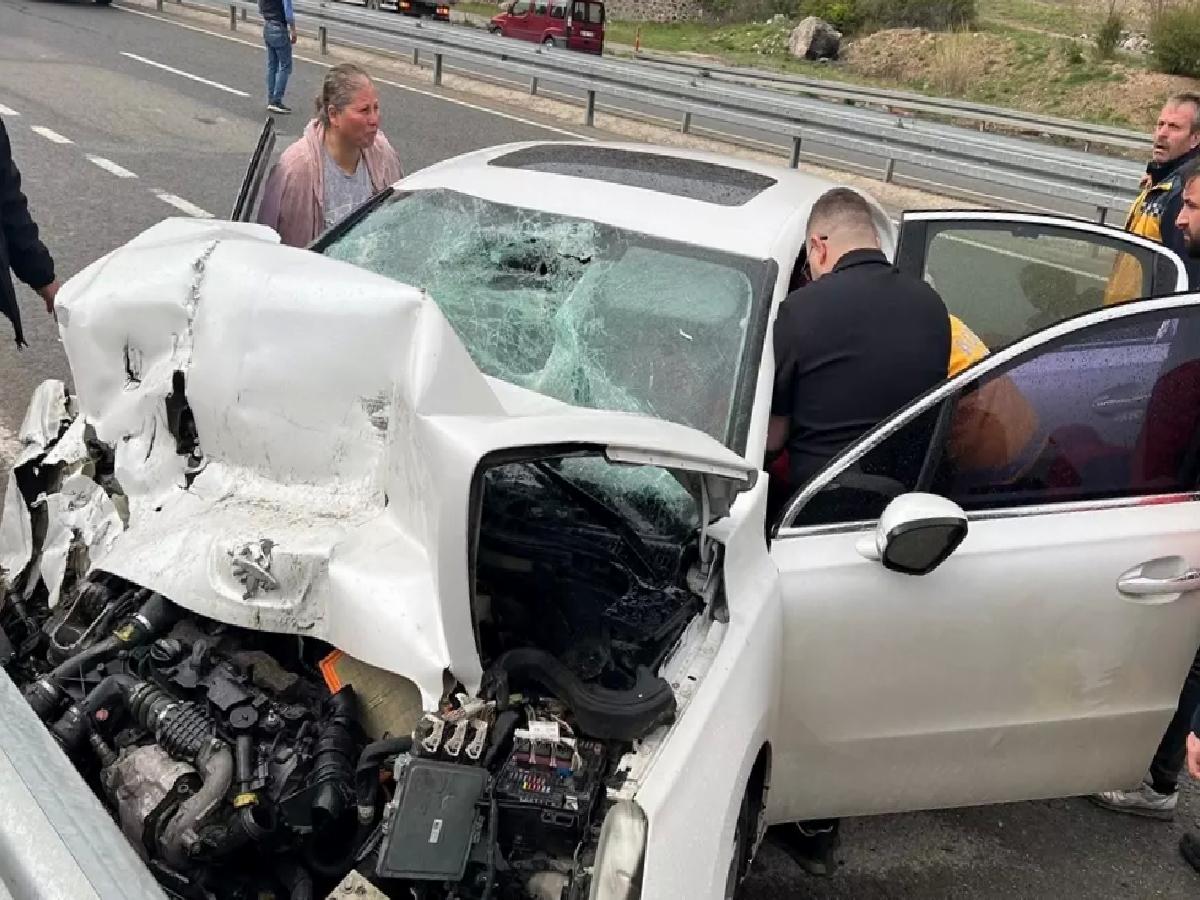 Gümüşhane’de Trafik Kazası: 2 Yaralı