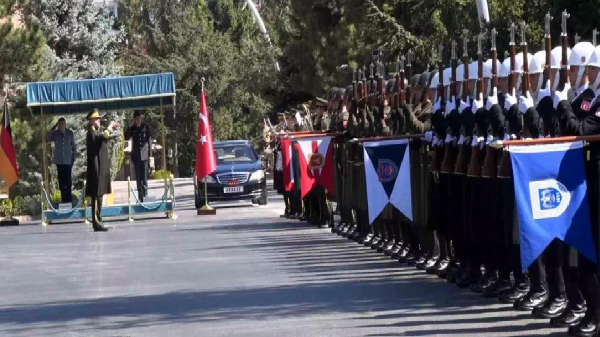 Gürak ve Breuer Bir Araya Geldi