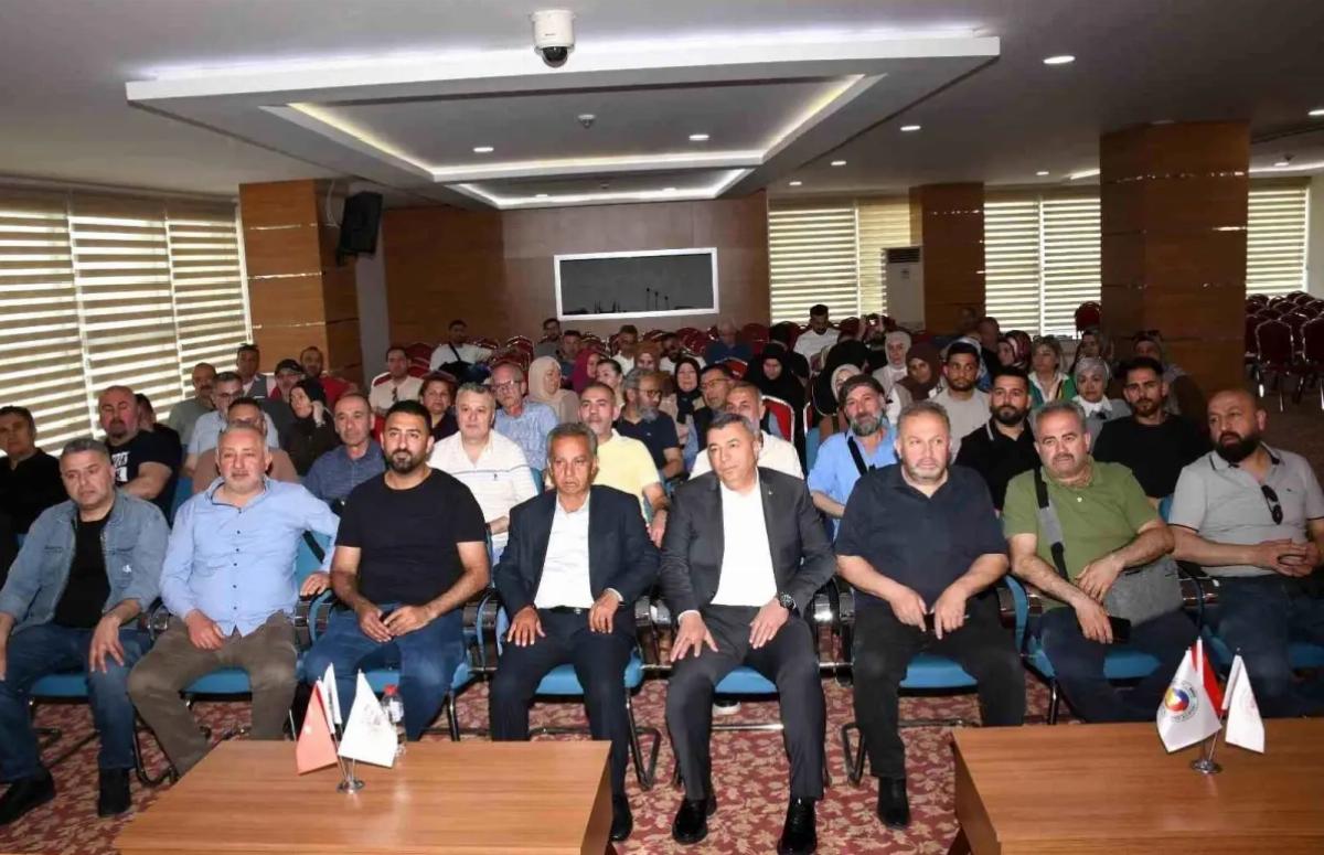 Gurbetçiler Malatya Ticaret Borsası’nı Ziyaret Etti