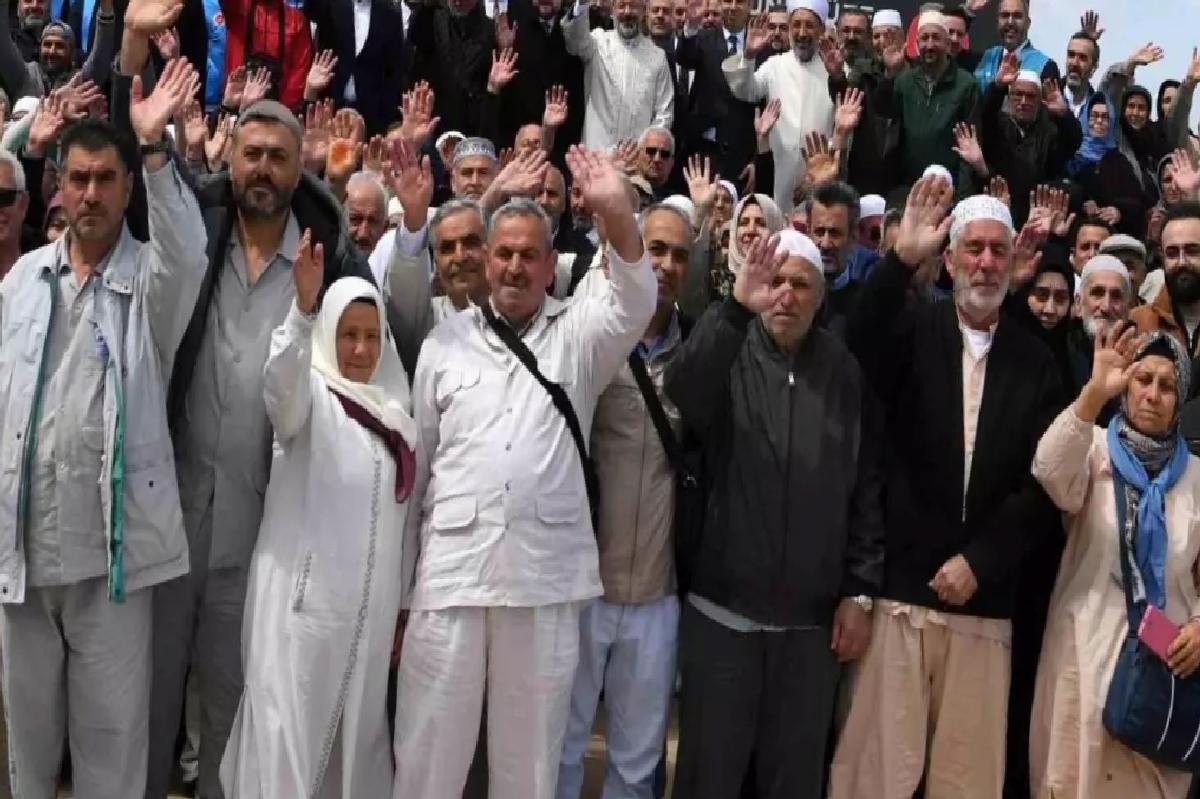 Hacı Adayları Uğurlandı