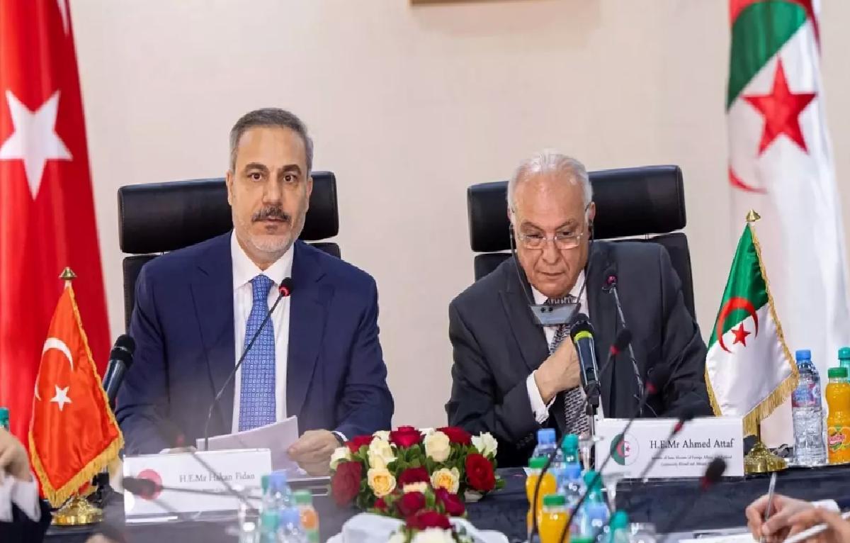 Hakan Fidan Cezayir’de Görüştü