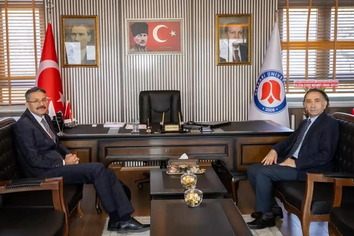 Hakkari Valisi’nden Rektör Musa Gençcelep’e Ziyaret