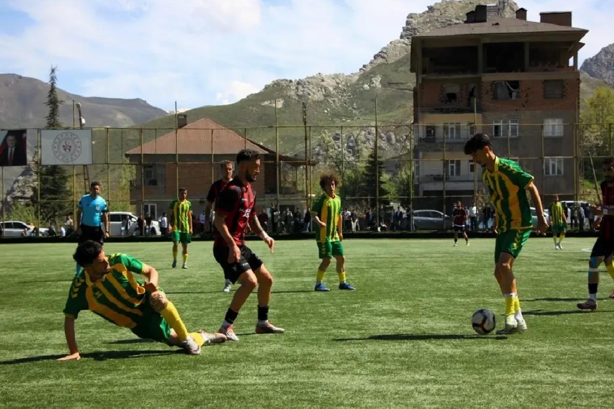 Hakkari Zapspor, Yeşil Vartospor’u 5-0 Yendi