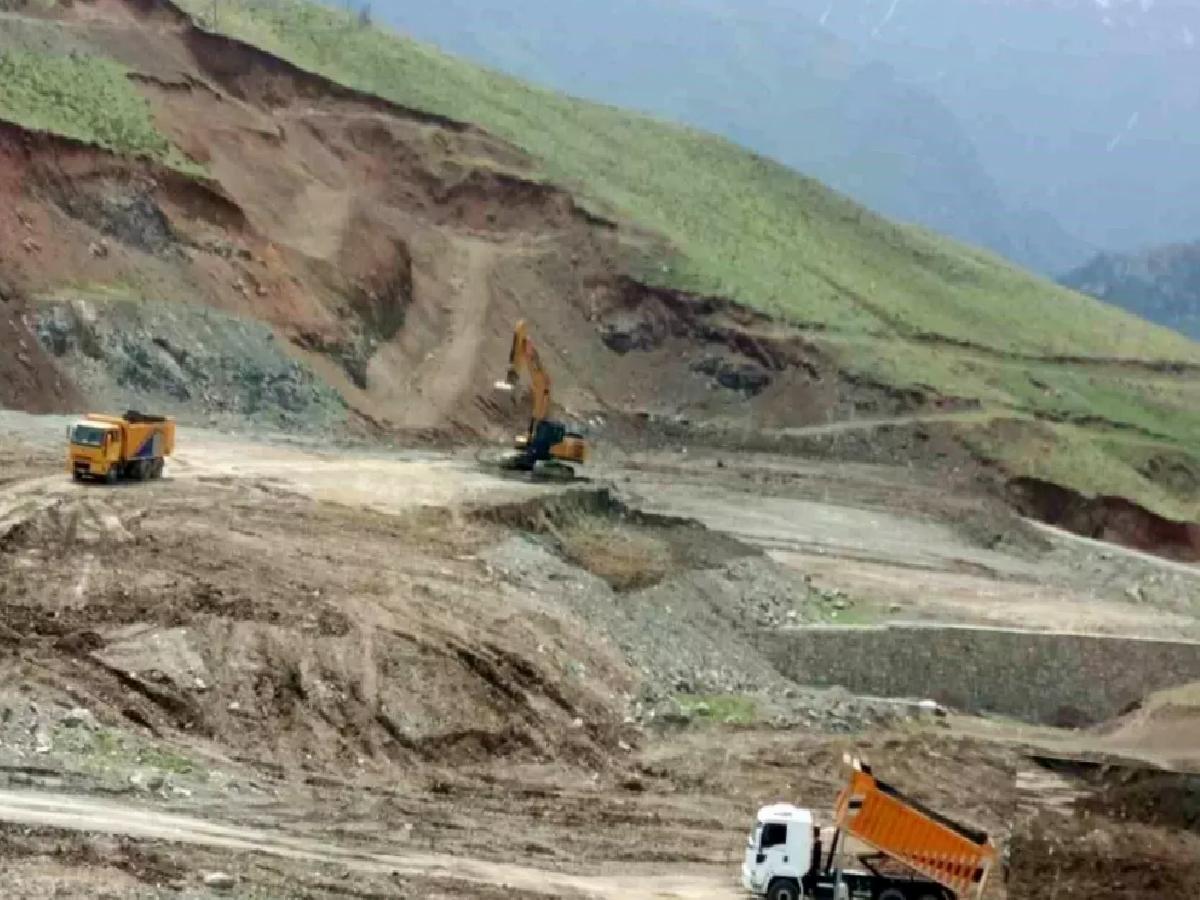 Hakkari’de İkinci Futbol Stadı Müjdesi