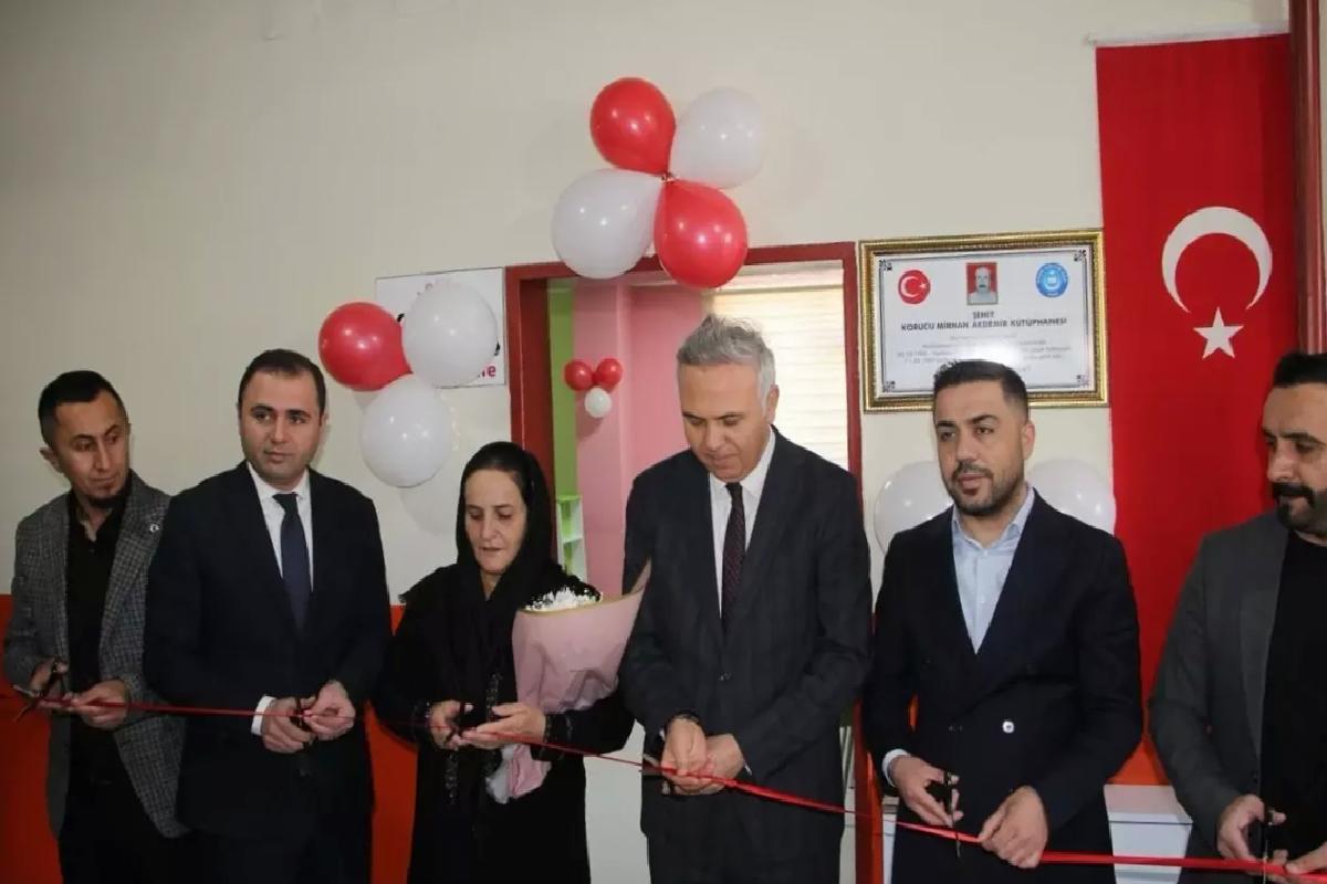 Hakkari’de şehitlerin isimleri okullardaki kütüphanelerde yaşatılacak