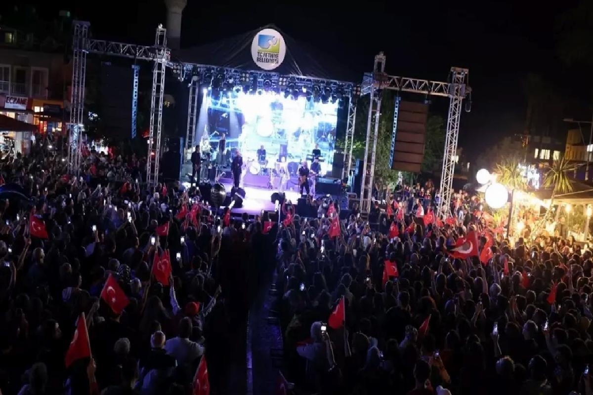 Haluk Levent Fethiye’de 23 Nisan’ı Coşkuyla Kutladı