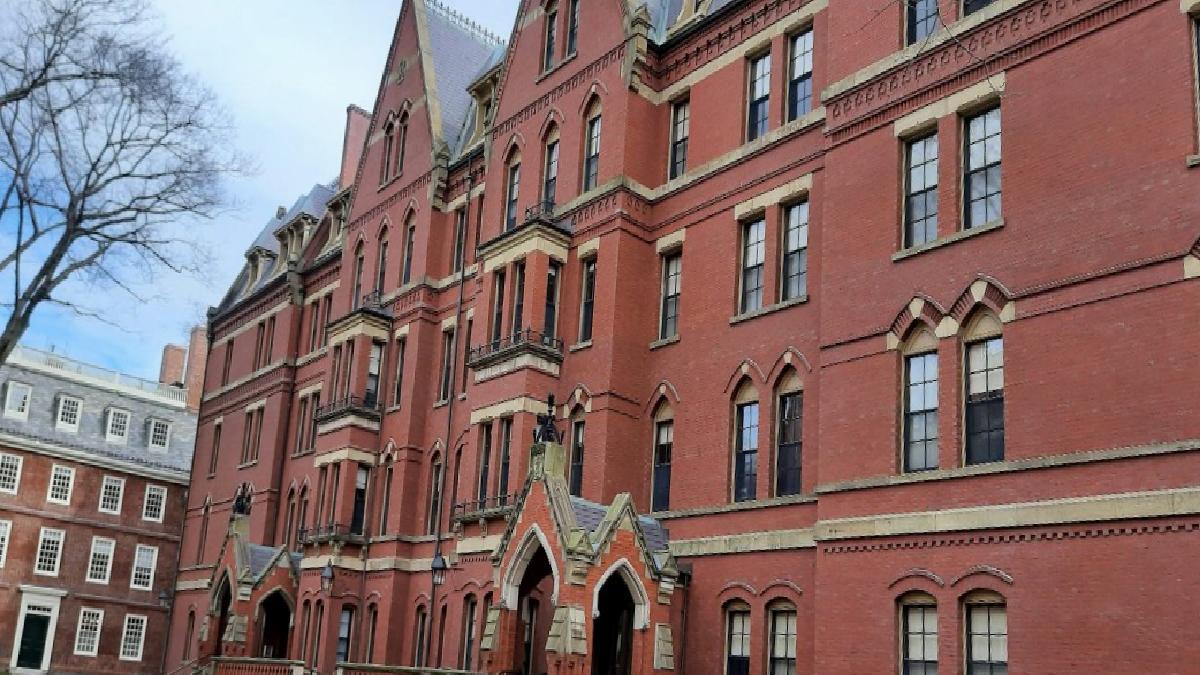Harvard Üniversitesi’nden Trump yönetimine dava