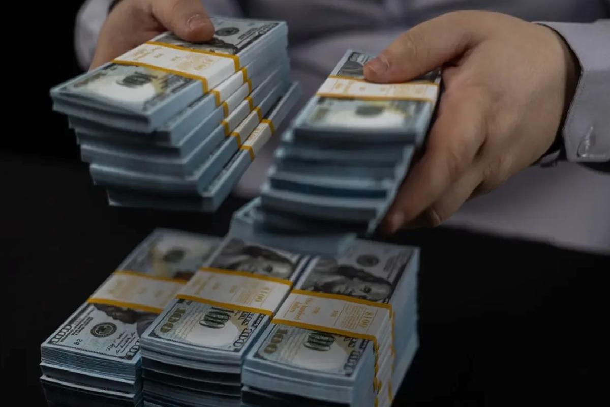 Herkes para kaybederken ünlü milyarder yine servet kazandı