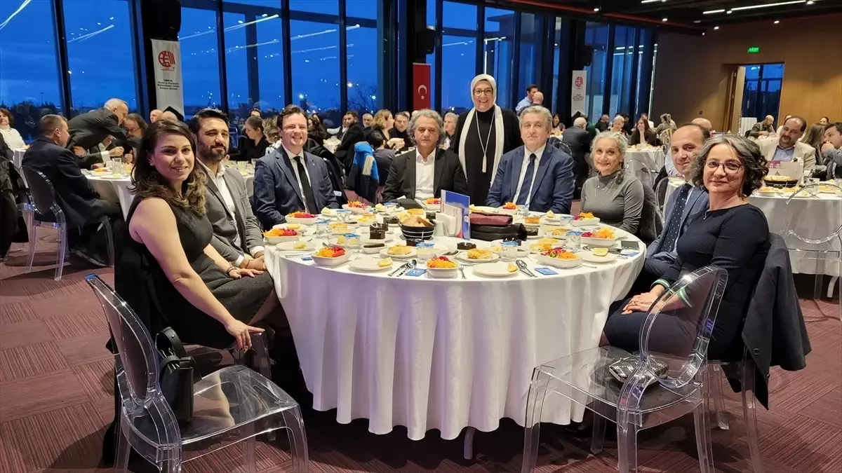 HKMO, 25 ve 30. Yılını Dolduran Üyelerini Onurlandırdı
