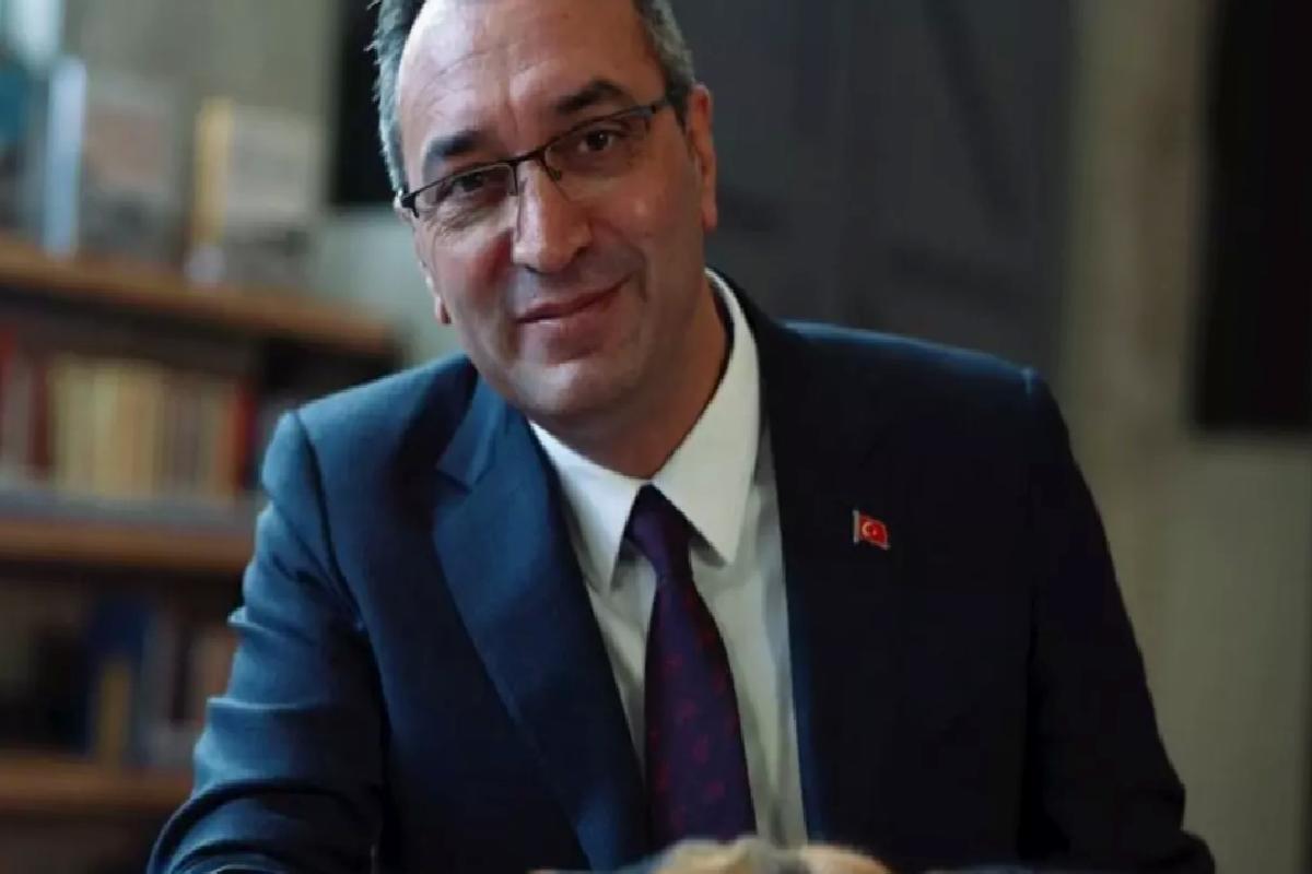 İBB Genel Sekreter Yardımcısı Mahir Polat hakkında ev hapsi kararı verildi.