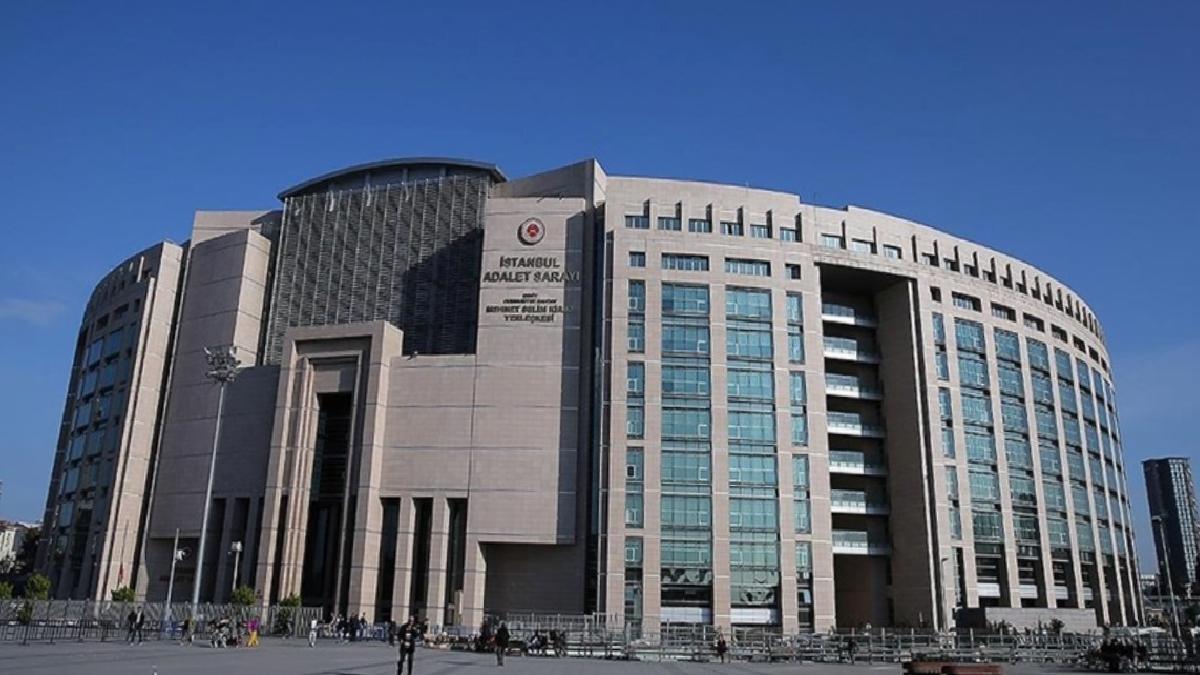 İBB’ye yönelik yolsuzluk soruşturmasında yeni iddia: İnşaat ruhsatı için “1 villa, 4 daire istendi”
