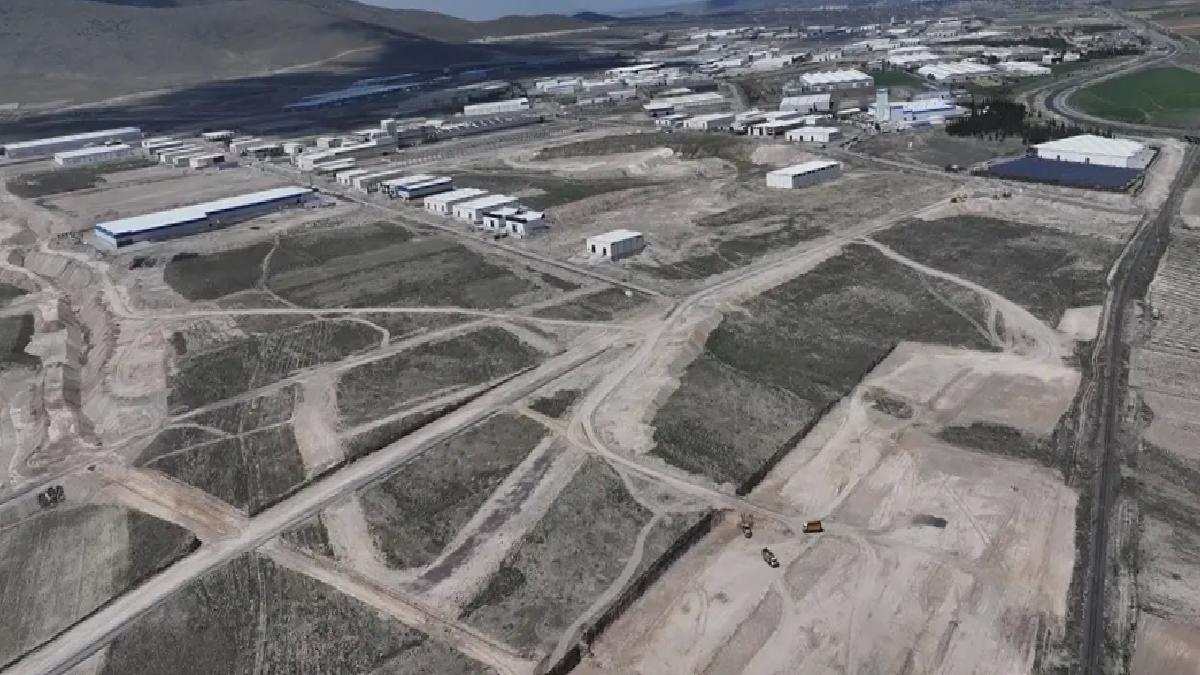 İç Anadolu sanayicisinin ürünleri raylı lojistik merkezle güneydeki limanlara ulaşacak