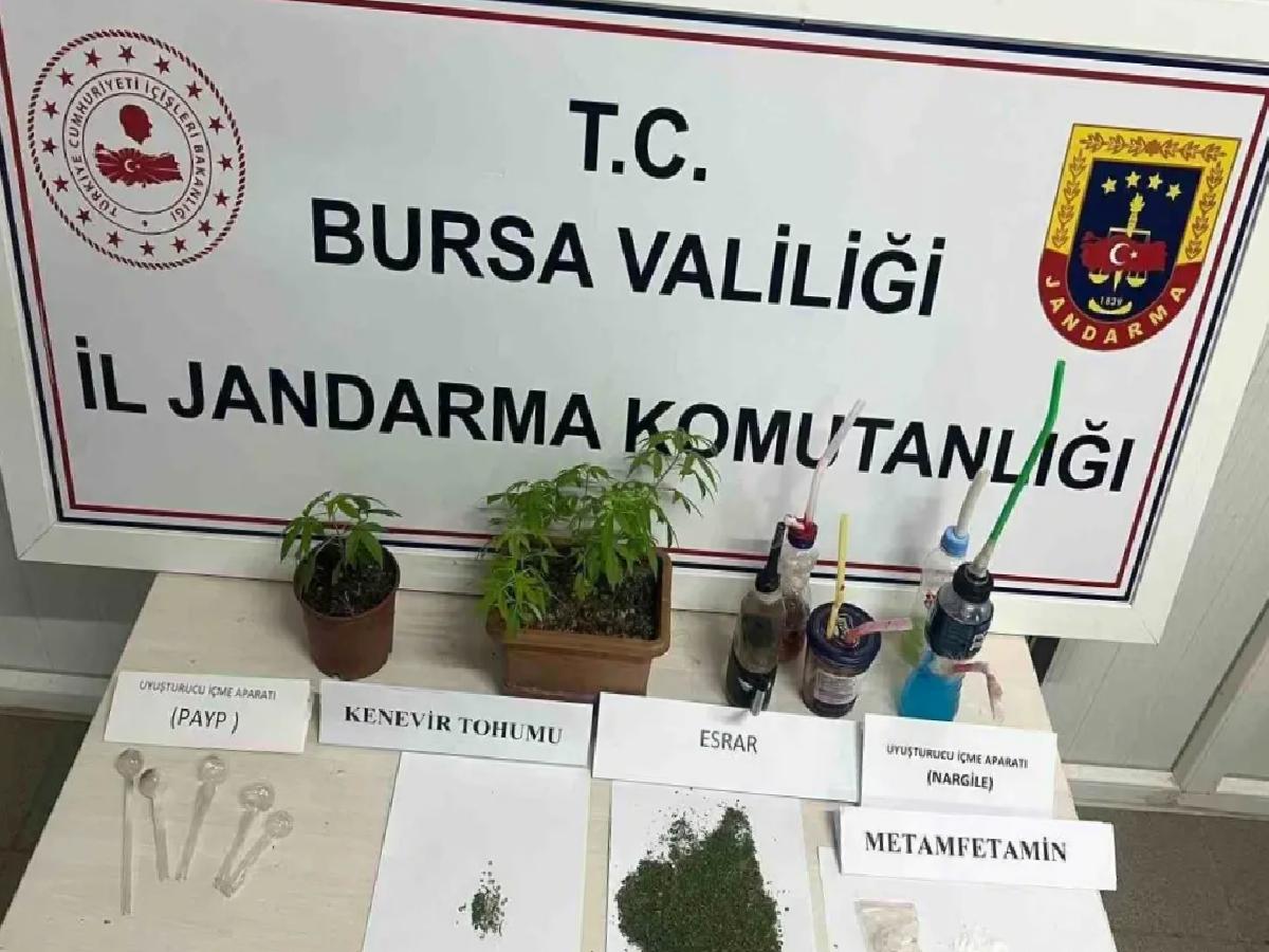 İnegöl’de Uyuşturucu Partisi Basıldı
