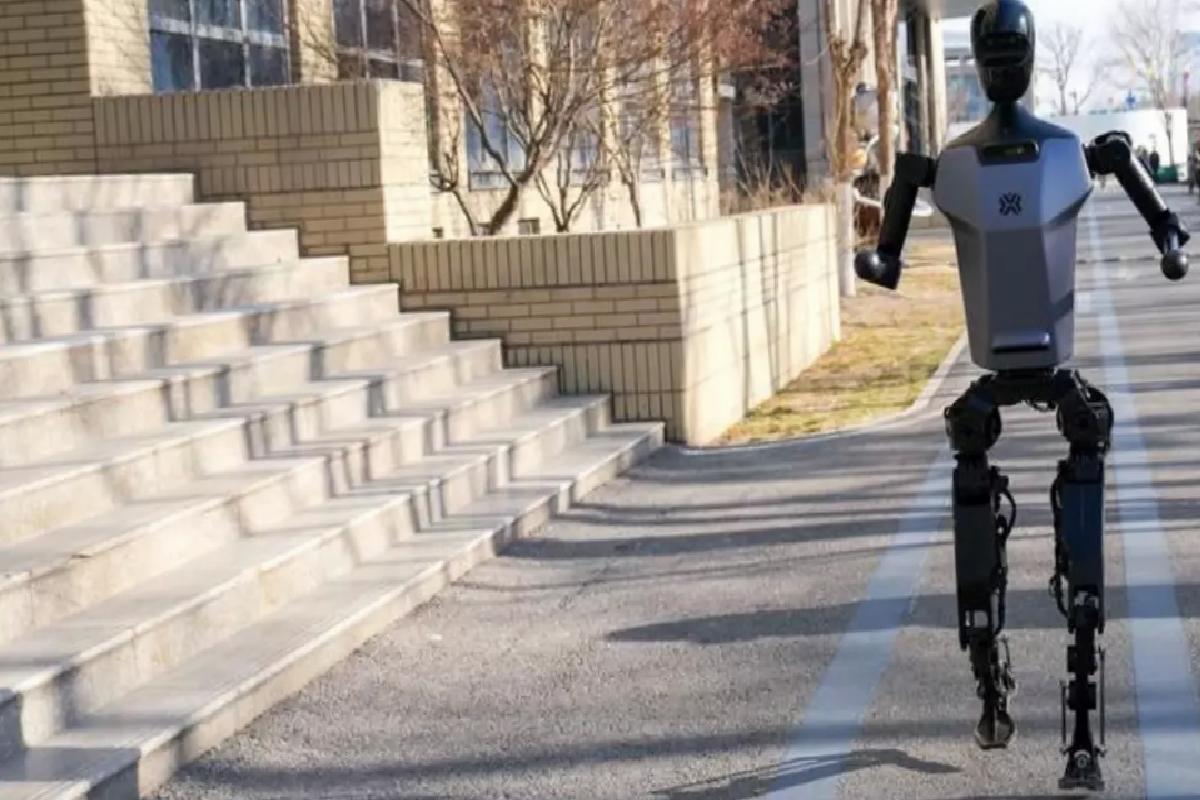 İnsansı Robotlar Yarı Maratonu Ertelendi
