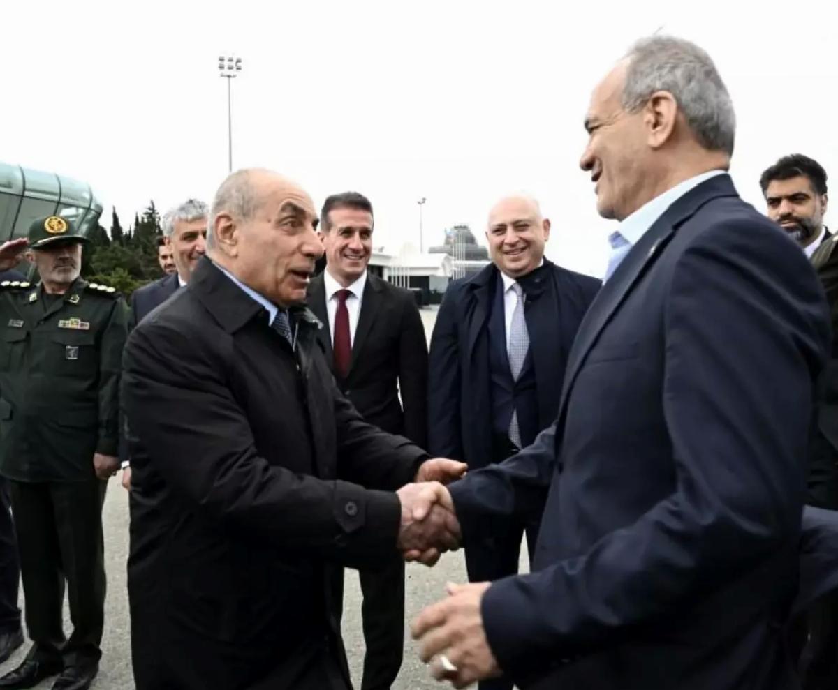 İran Cumhurbaşkanı Pezeşkiyan Bakü’de