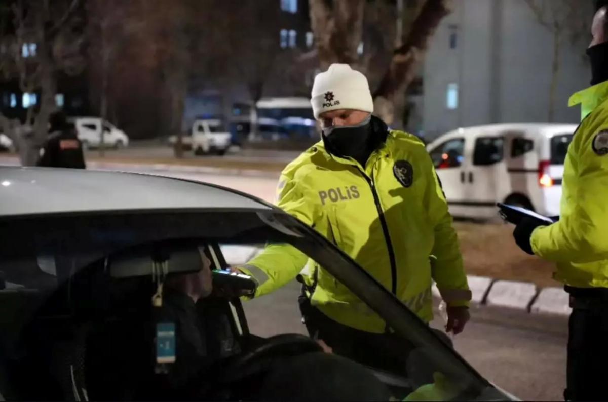 Isparta’da Trafik Denetimi: 16 Sürücüye Ceza