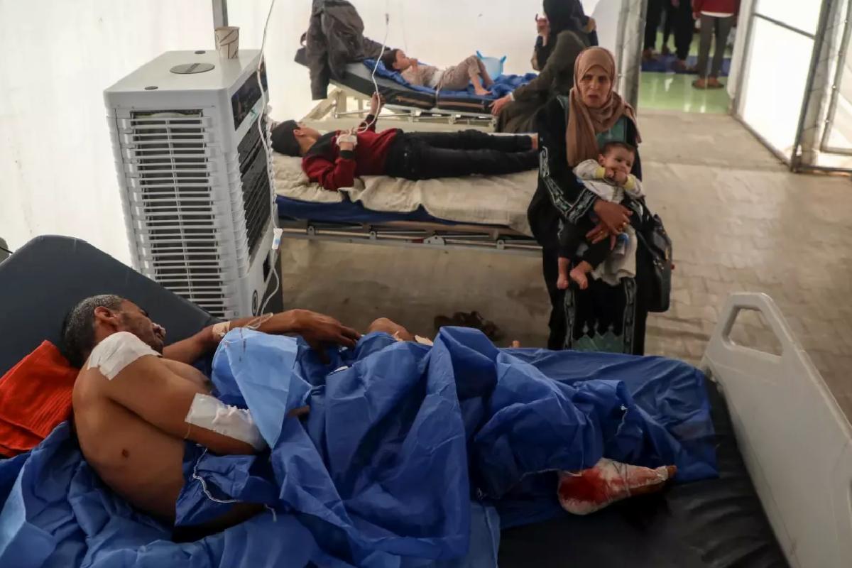 İsrail Gazze’deki Hastaneye Saldırı Düzenledi