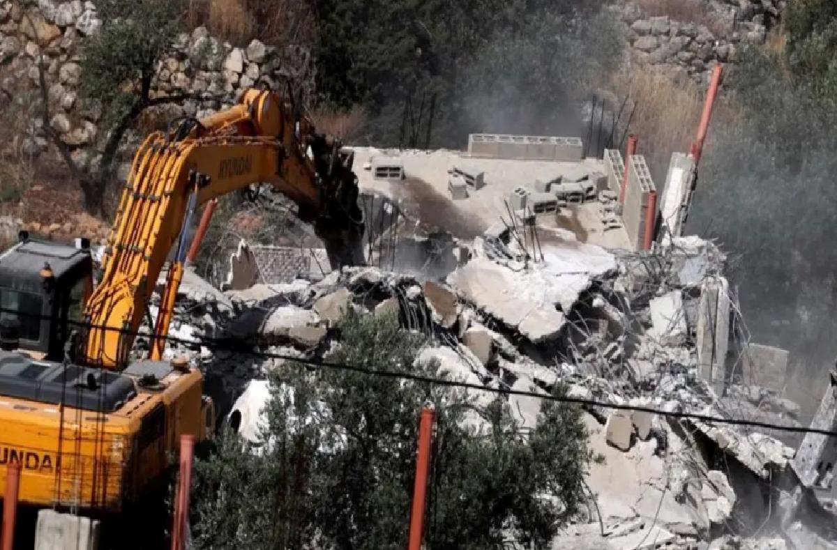 İsrail, Kibya’da Filistin Binalarını Yıktı