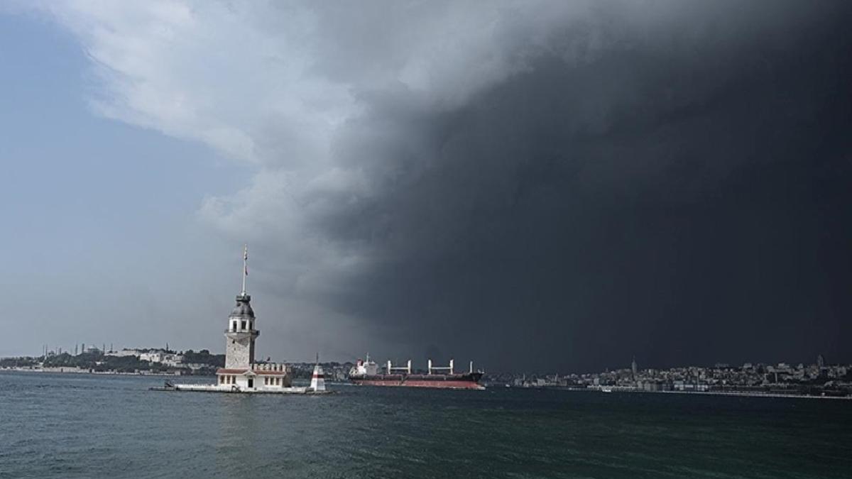 İstanbul Valiliği fırtına uyarısı yaptı