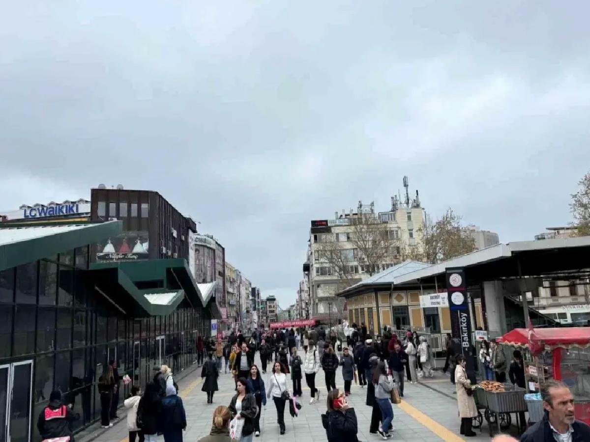 İstanbul’da Boykot Çağrısına Rağmen Yoğun Kalabalık