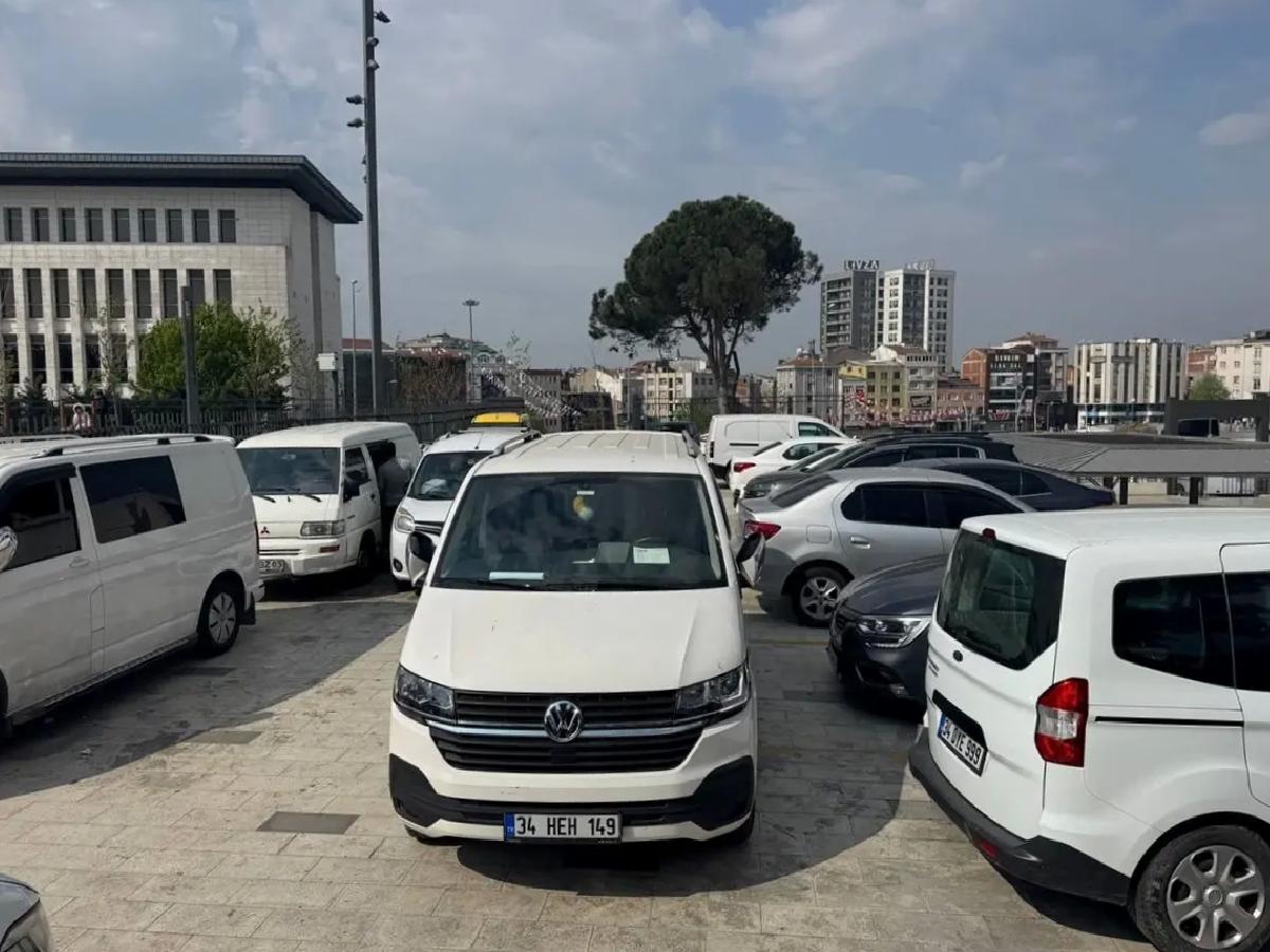 İstanbul’da Deprem Endişesi: Vatandaşlar Dışarıda Kalıyor