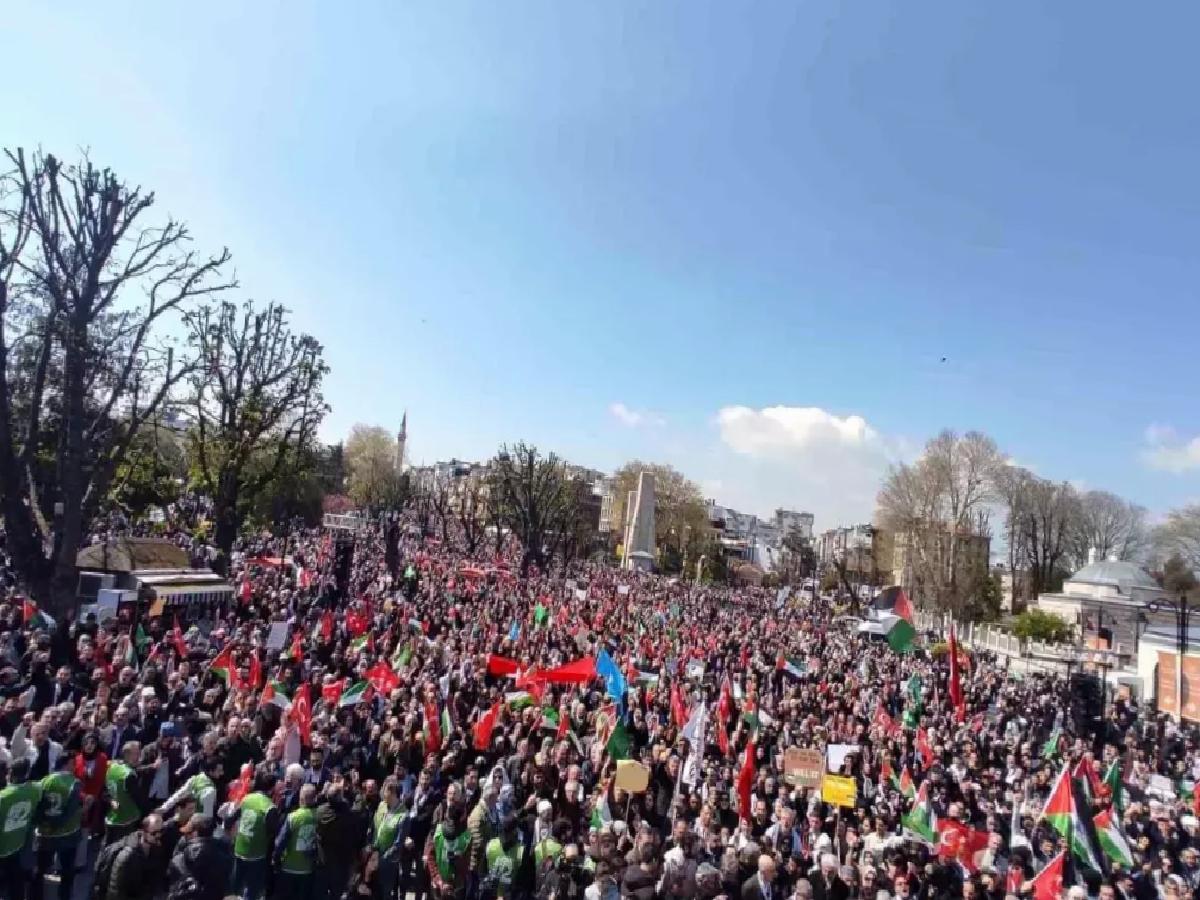 İstanbul’da Filistin’e Destek Yürüyüşü
