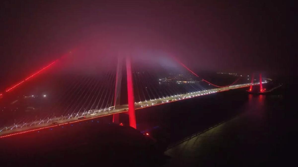 İstanbul’da Yavuz Sultan Selim Köprüsü’nün Sisteki Görünümü