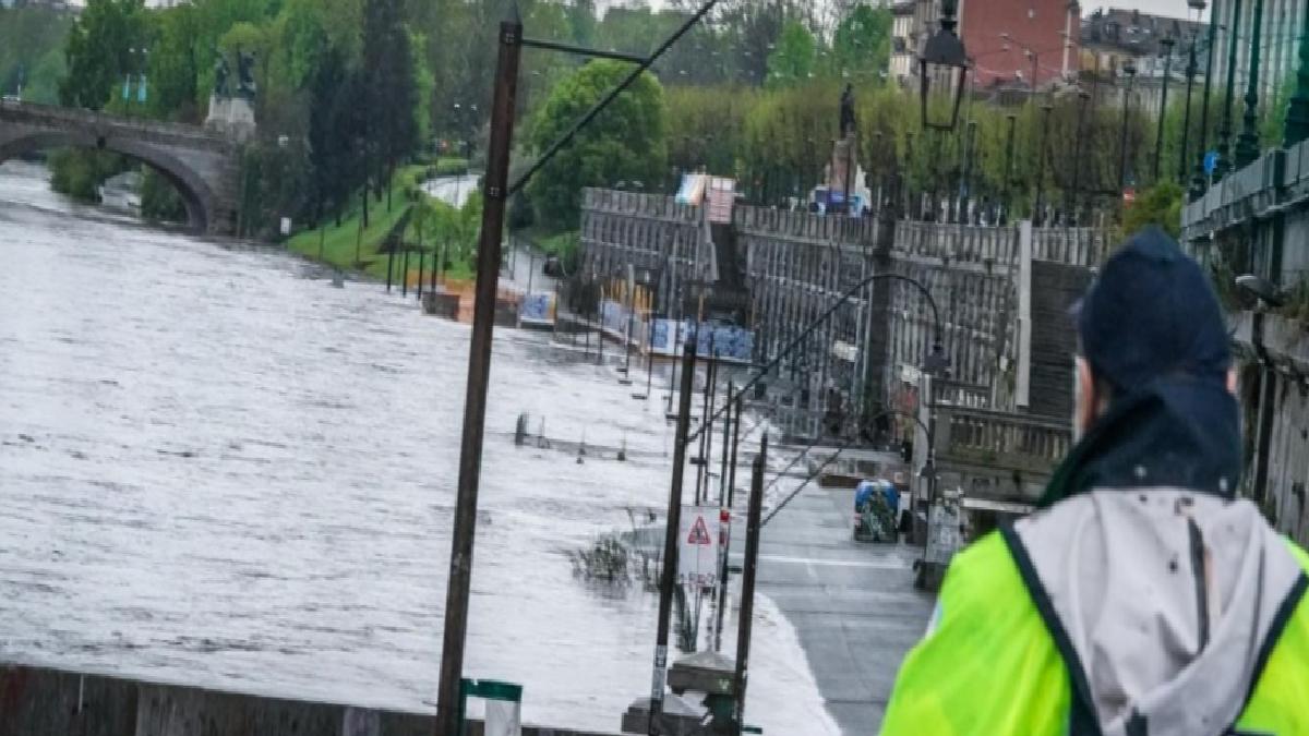 İtalya’da sel ve heyelan can aldı