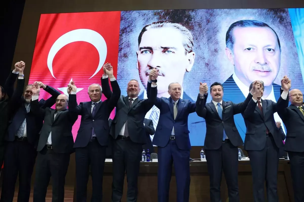 İYİ Parti’den istifa eden iki belediye başkanı AK Parti’ye geçti