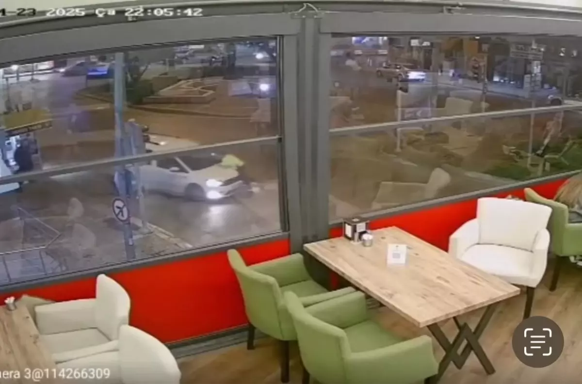 İzmir’de Alkollü Sürücü Polisin Üzerine Araç Sürdü
