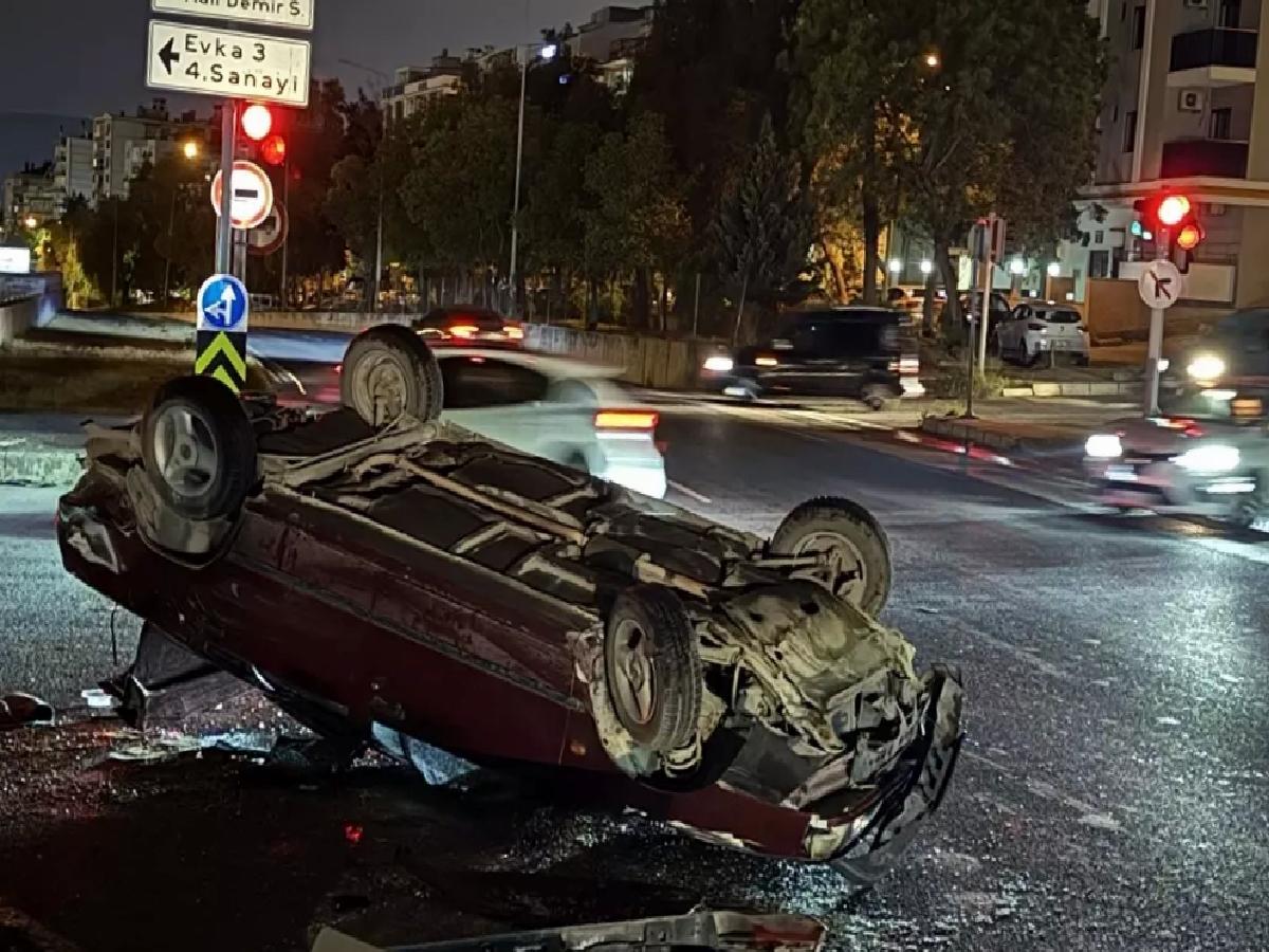İzmir’de Trafik Kazası: 4 Yaralı